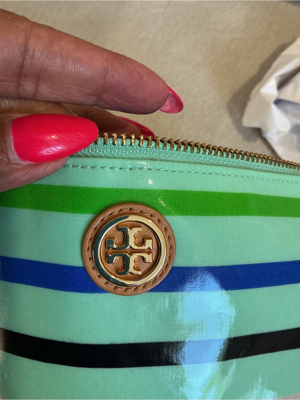 Tory Burch Kerrington Stripe Cosmetic Pouch with Gold Logo - Picture 5 of 5